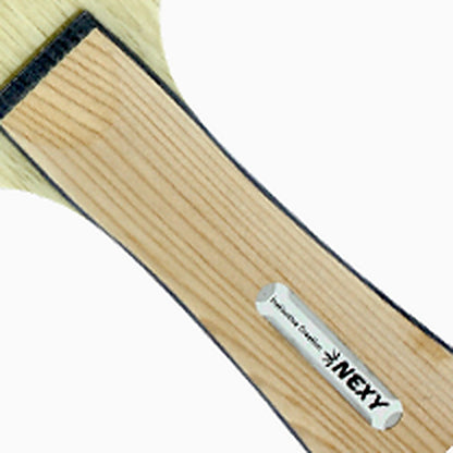 Nexy Batos – Griff-Detail