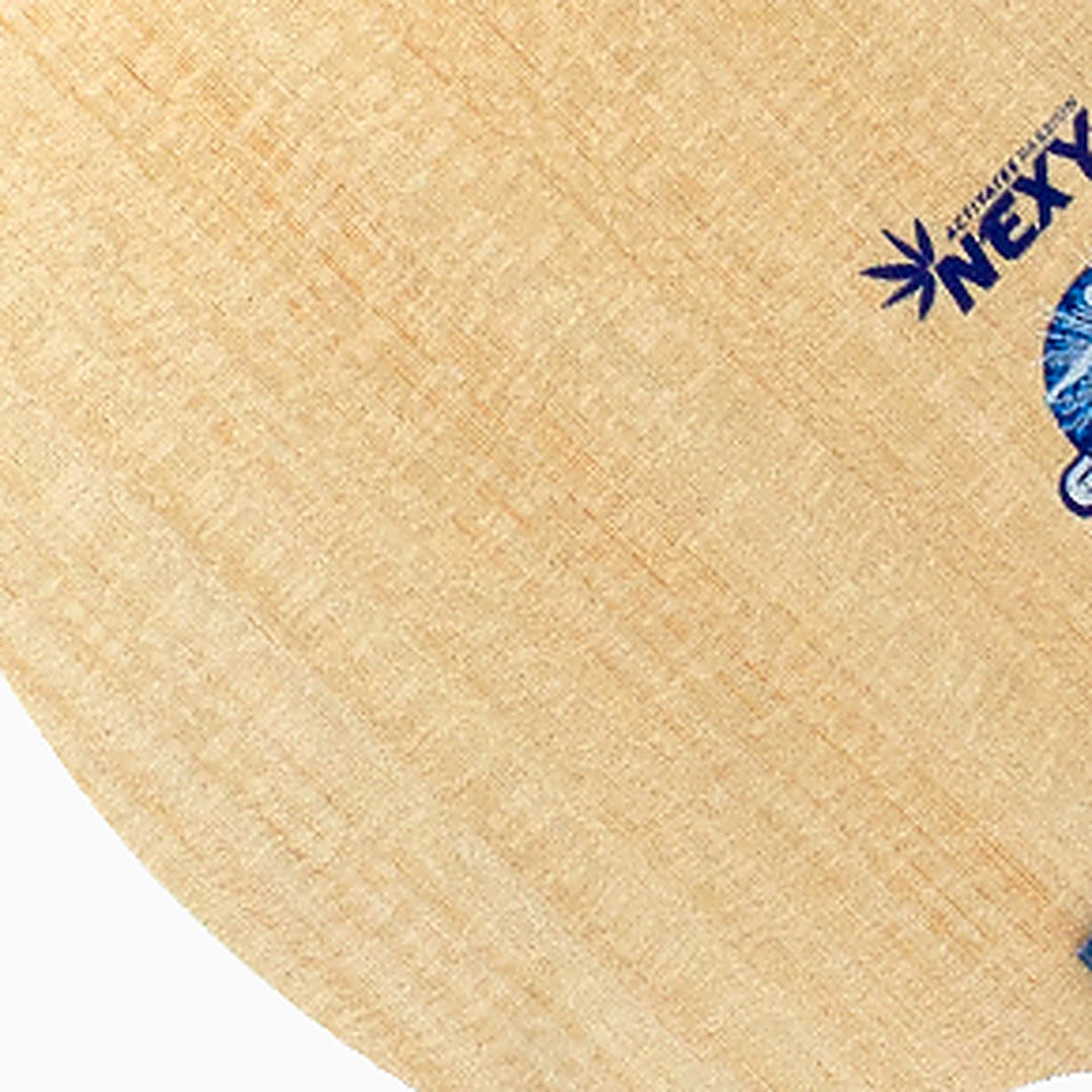 Nexy Eucrasia – Holzmaserung