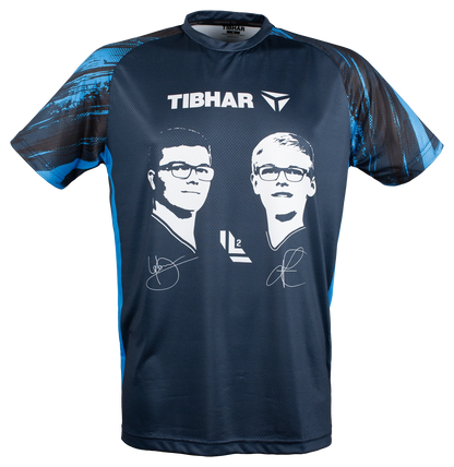 Tibhar Lebrun T-Shirt in Marineblau mit weißem Print der Lebrun-Brüder und Tibhar-Logo. Polyester.
